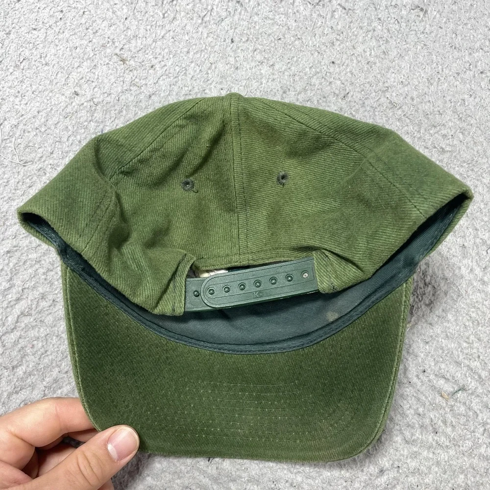 John‎ Deere KC Hat Cap Snap Back One Size Mens Green Script Logo VTG Embroidered